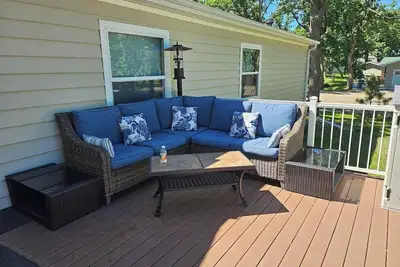 Image de Buchanan Lake in Ottertail, Mn Private Beach Front Lake Home for Rent