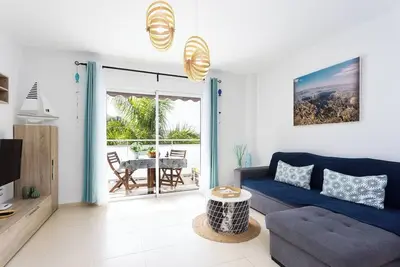 Image de Home2Book Stunning Apartment Bajamar