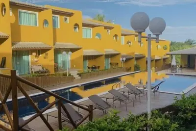 Image de 3/4 bedroom house, all en-suite with air-cond. In a condominium. 600 meters from the beach.