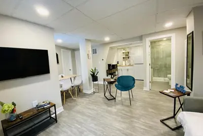 Image de Charming 2 Bedroom Apt. Close to Valparaiso University Short-Term Stay