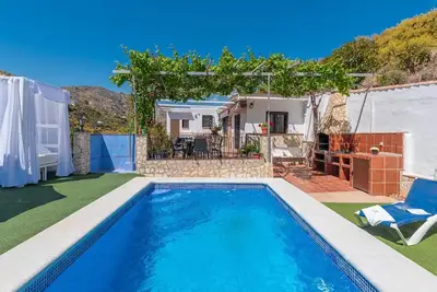 El Río Torrox by Ruralidays