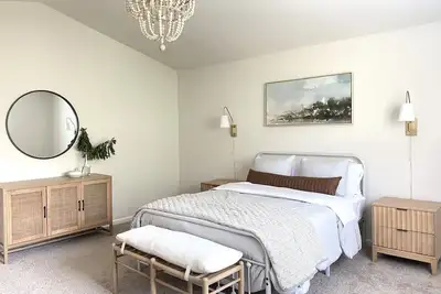 Image de New! ! ! ! Luxury 3 bedroom home- 8 mins from downtown Spartanburg