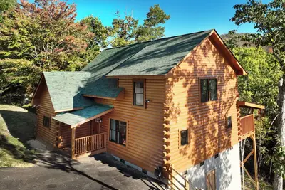 Image de W/C Accessible, Private Log Cabin, with Mountain Views, Private Hot Tub