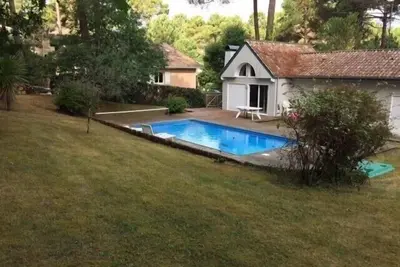 Image de 482 Armagnac - Agréable Villa avec piscine chauffée au Golf