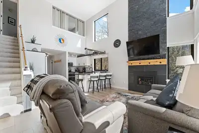 Sun-Drenched Condo w/ Mountain/River Views & Natural Light from Large Windows