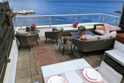 Image de Luxury 9p Ap in center Wifi airco & garage 2 cars