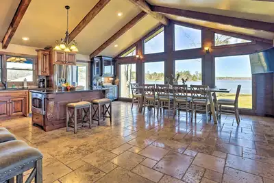 Image de Lay Lake Access & Views: Expansive Shelby Home!