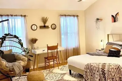 Image de Modern ✌🏾Bedroom House in the ❤️ of Shadyside