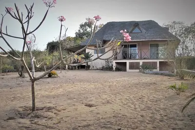 Image de Eco-Lodge en bord de mer à Casamance