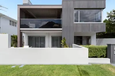 Image de Harbourside Summary: