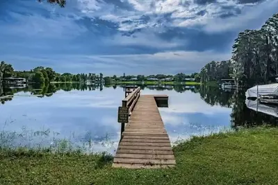Image de Kayaks, Canoe, Private Lake Community