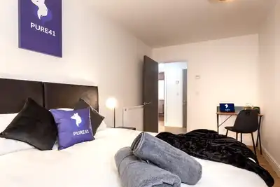 Image de Ideal 2 Bed Apartment - Central - Free Wifi - Netflix - 2 En-suites