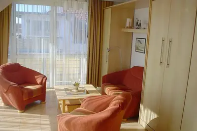 Image de Bright, comfortably furnished apartment directly on the dyke and beach - Residence