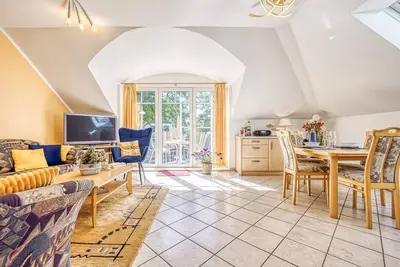 Image de Comfortable vacation apartment with balcony near the beach and center in Zingst -