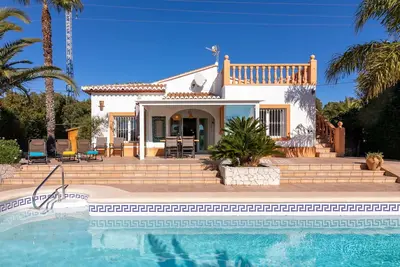 Image de Maison de vacances privée avec Wifi, climatisation, piscine privée, Tv, patio, parking