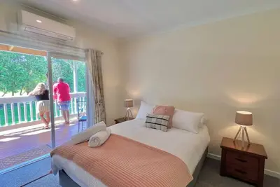 Galbraith Beach Studios - Studio 1