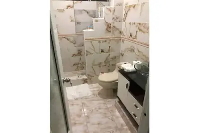 Ocean View Apartment-5 minutes walk to the beach