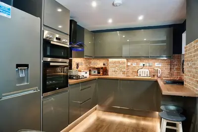 Image de New Modern 4-Bed House, Deluxe Living, 3 Bathrooms