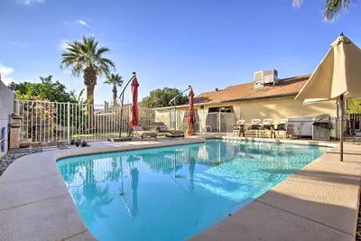 Image de Glendale Oasis w/ Fenced Yard & Private Pool!