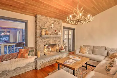 Image de Riverfront Lincoln Condo: 1 Mi to Loon Mountain!