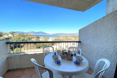 Image de Appartement 2 pièces avec piscine et vue mer à Porticcio