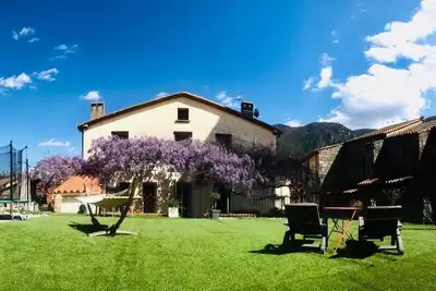 Image de Grande Maison (6 Ch) au coeur d'un village medieval du Vallespir (Pyrénées)