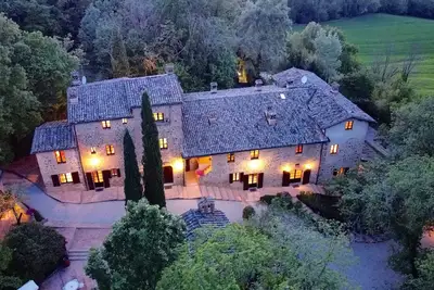 Image de Hamlet The Poet - Lodge House