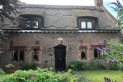 Image de Historical Thatched Cottage - Heart of the Norfolk Broads - Dog Friendly