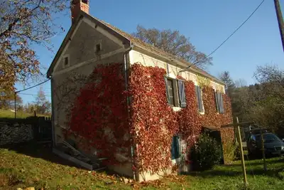 Image de Gîte avec piscine privée à quelques mn de Lascaux!