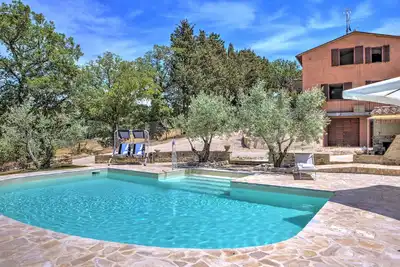 Image de Villa San Lorenzo, Moderne avec A/C et piscine privée à Montone