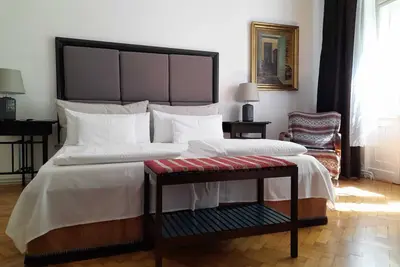 Image de 3 bedroom 2 bathroom baclony suite at Opera, personal welcome & private tours