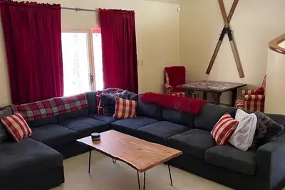 Image de Amazing 5 bed/5 bath just a few minutes from Base Lodge @ Stratton Mountain!