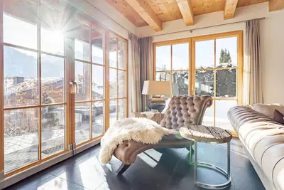 Image de Chalet exclusif et attrayant avec wellness
