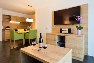 Image de Gra-303 - Vacation apartment with whirlpool and sauna (Ht) - Residence Grafenmatt 3. 1