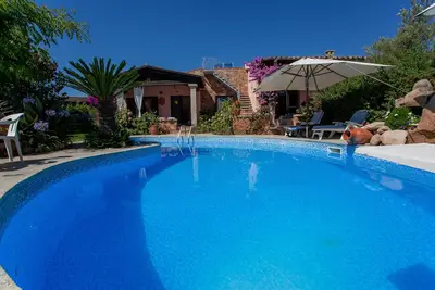 \"Villetta Le Rose\" avec vue mer, piscine, Wi-Fi, jardin & terrasses