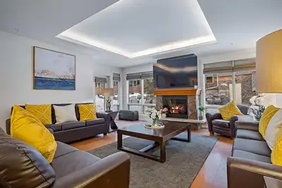 Image de ⭐⭐⭐⭐⭐The Hillside by Samsara Best Luxury  1650sqf 3bedroom and 2bathroom