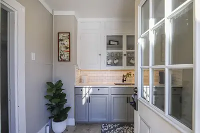 Image de Cozy 3br - Pet Friendly - Near Portland - Parking