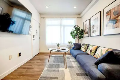 Image de Bright Modern 3 bedroom home - 10 min walk from Temple University