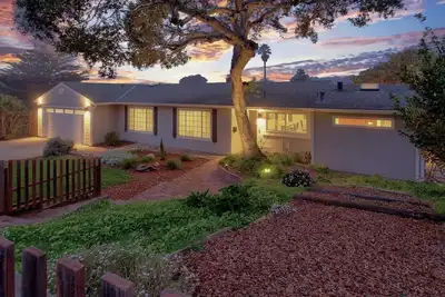 Image de Monterey Bay Home Near Pebble Beach & Carmel with Putting Green & Ac 3Bed 2 Bath