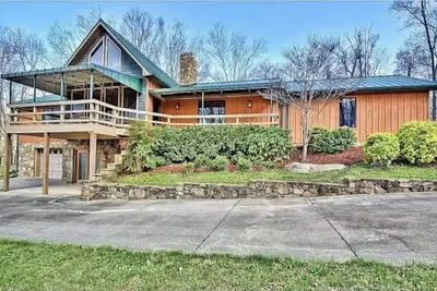 Image de ✶Appalachian Mt Cabin, Mt Views, 3br 3ba, Fiber Wifi, Family, Hiking, Waterfalls