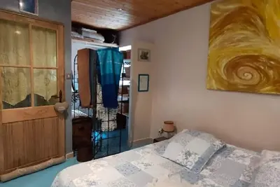 Image de Maison de village au pied du Luberon. Proche de toutes commodités.