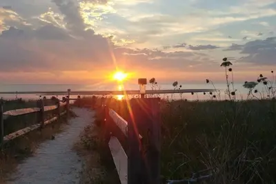 Image de Sea Breeze~Amazing Water Views~Expansive Decks