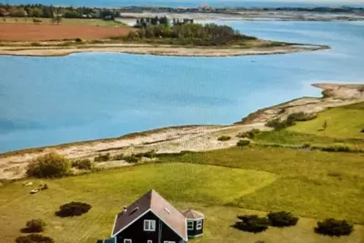 Image de Coastal Blue at Brackley \n3 Bedroom Cottage minutes from Brackley Beach