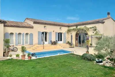 Image de Villa du Soleil en Provence, sur le Domaine du Golf de Pont Royal