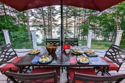 Image de Oceanfront, views from every room! Spacious midcoast retreat with private dock