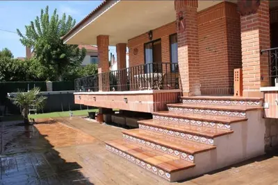 Image de VuT Aire de Pinares, Coca