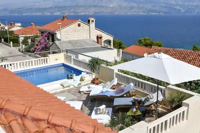 Image de Belle maison à Postira avec WiFi