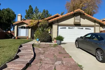 Image de Beautiful 3-bedroom home within 10 miles of the wineries and mall