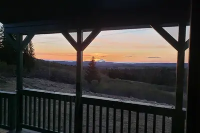 Image de Volcano Vista: Adventure Chalet w/ View, 2br (dry property, check description)