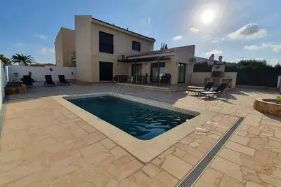 Clover House. Nice villa with private pool